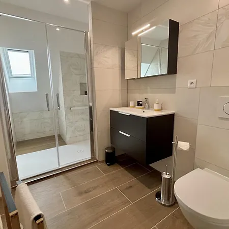 Designer Flat With Lovely Terrace! Apartmán Eckbolsheim