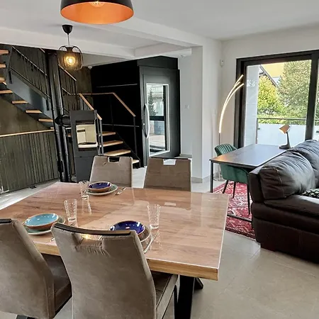 Designer Flat With Lovely Terrace! Apartmán *
